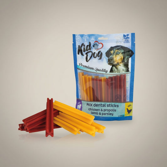 Lupiora Zahn-Hygienesticks für Hunde mit Huhn, Propolis, Lamm und Petersilie in wiederverschließbarer Packung.